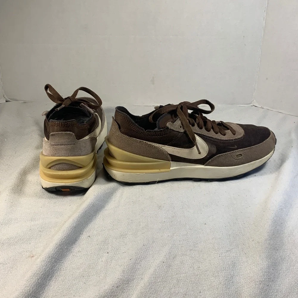Nike waffle one